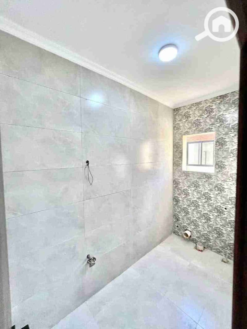 13 FB_IMG_1758579929503. jpg