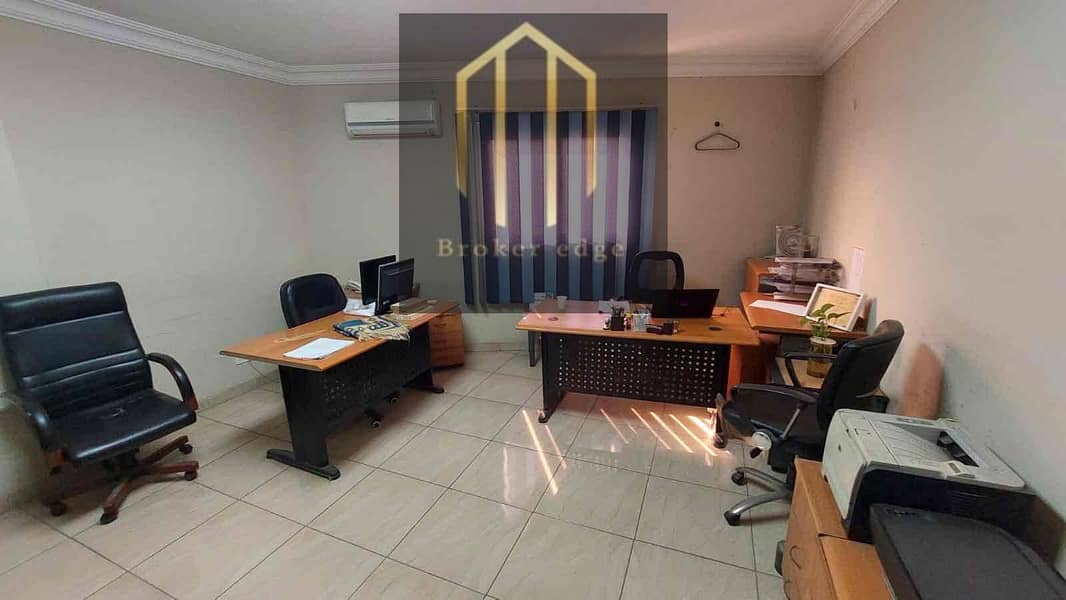 3 7408451b-60b3-4c1d-a221-9f9b31f123b1. jpg