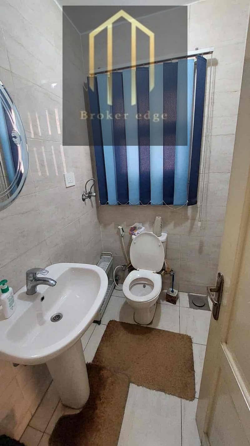 7 ea48a0ab-99f2-472b-bc40-03769f620a04. jpg