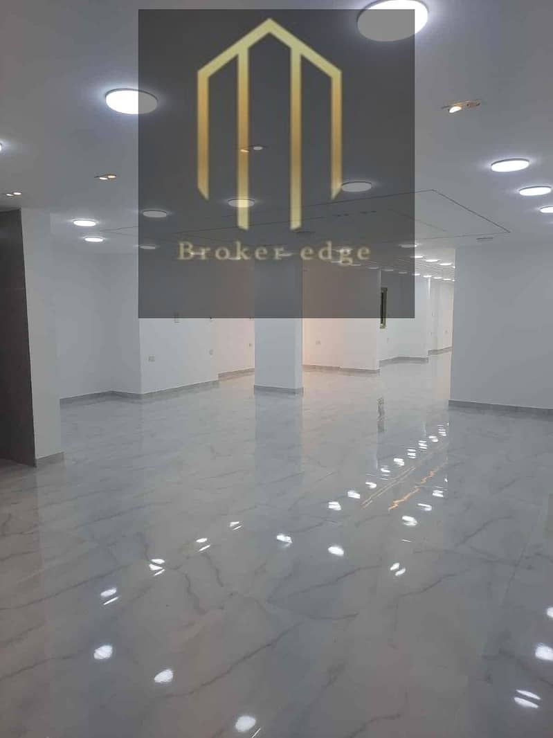 4 b70ebafd-909c-45ae-bb5c-03ccf9486aca. jpg