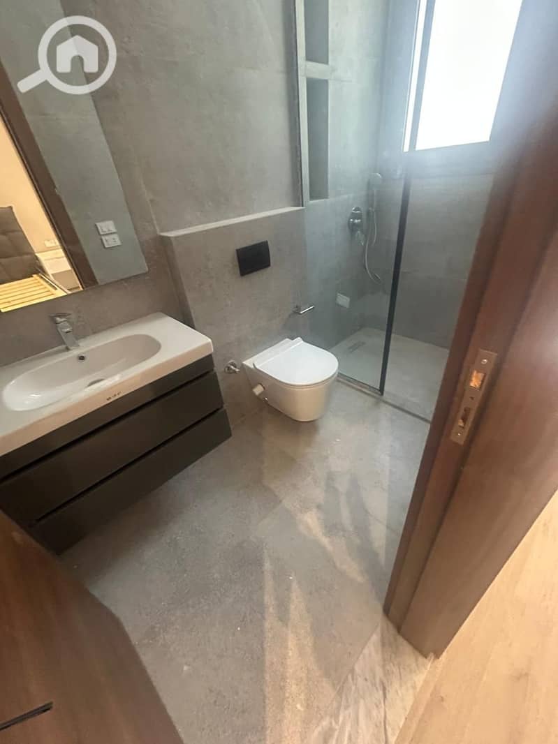 10 WhatsApp Image 2025-07-14 at 11.59. 00 PM. jpeg