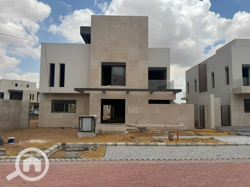 2 6d769601-ee64-41d9-8a0d-002a0f0d371c. jpeg