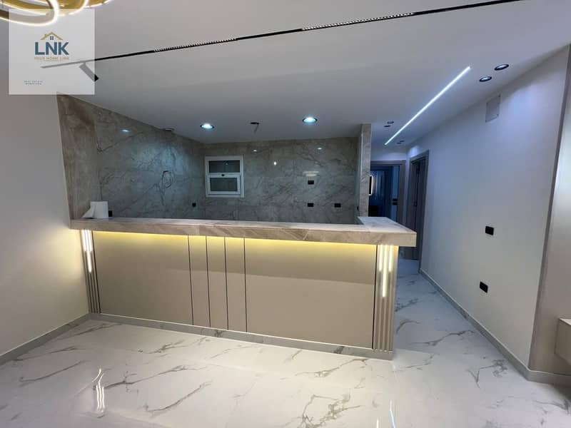 6 6c49bce3-8eaf-4d0f-9b9c-b63ec3735c46. jpg