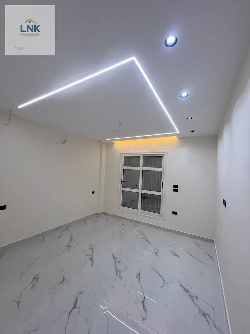 16 fab7dde0-f461-4c57-b052-405d91d3c26f. jpg