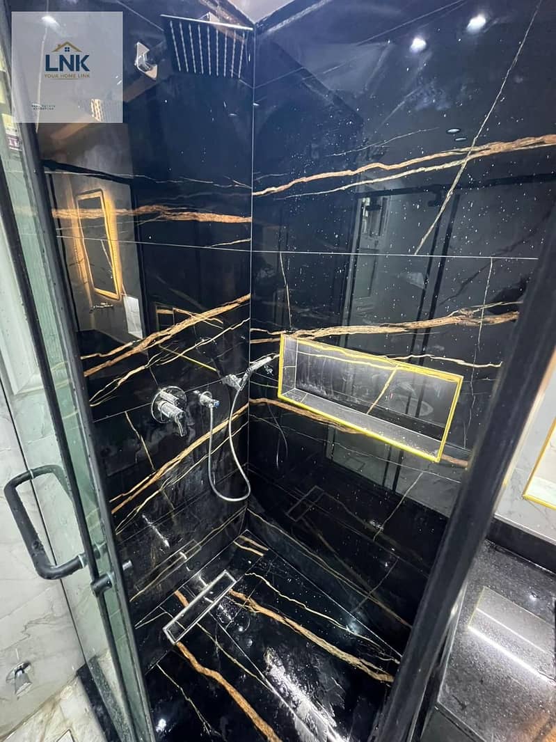 20 818887cd-2e67-4cf0-b60a-b6dbaa73b6a4. jpg