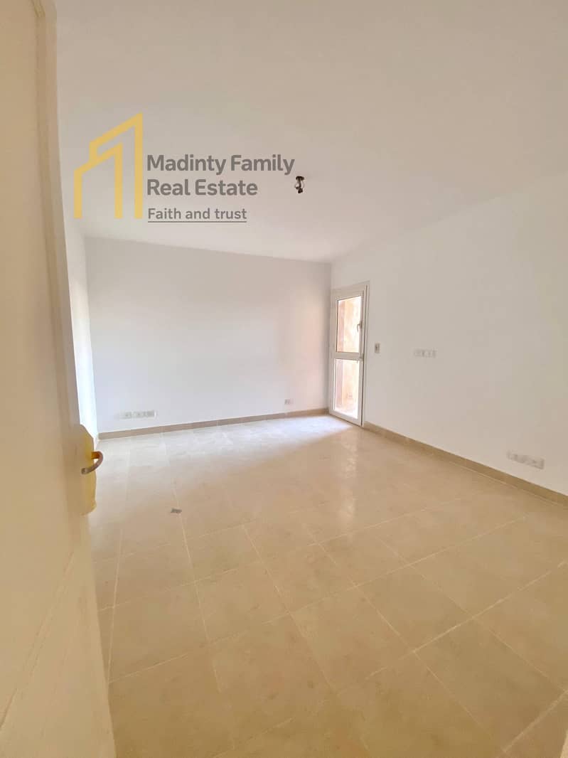 9 615536651_1594752351602074_5816440451001525402_n. jpg