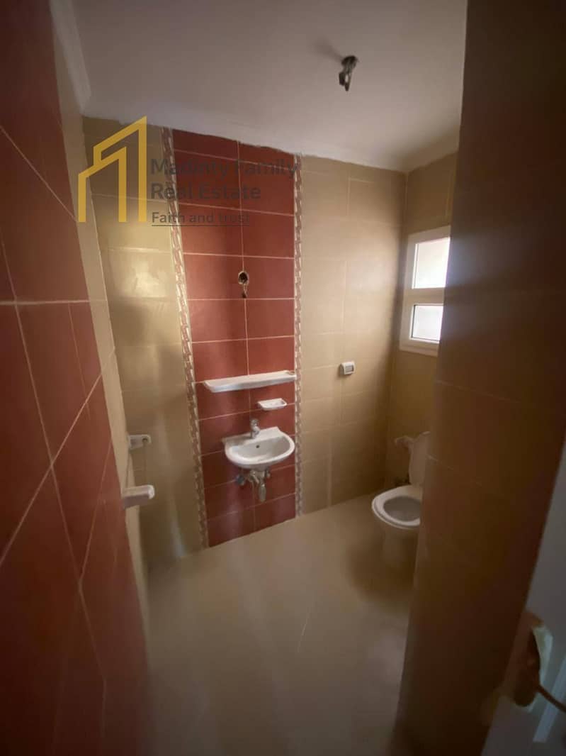 10 615563625_1594752668268709_3590637925766354152_n. jpg