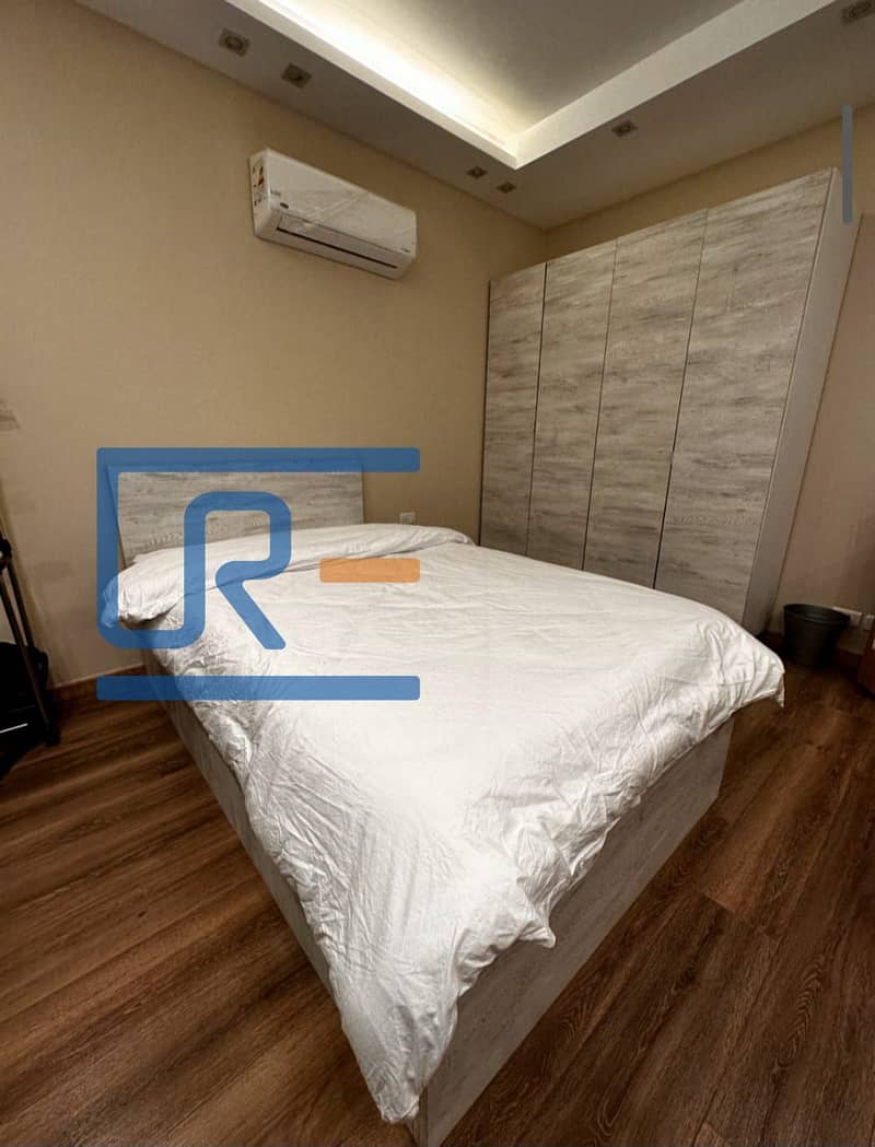 7 4335f615-971f-4996-ae44-719b410f9e18. jpg