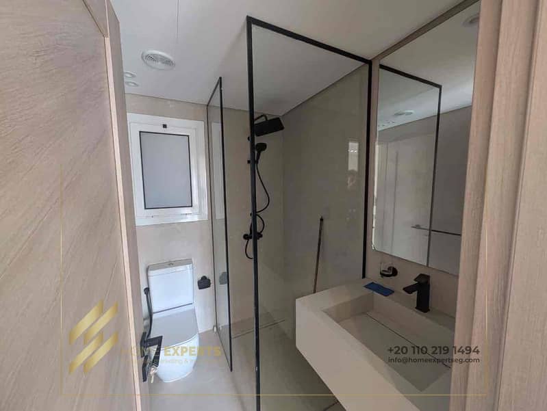 6 1832e48a-80c3-458c-8ea6-527f7e2b47d4. jpg