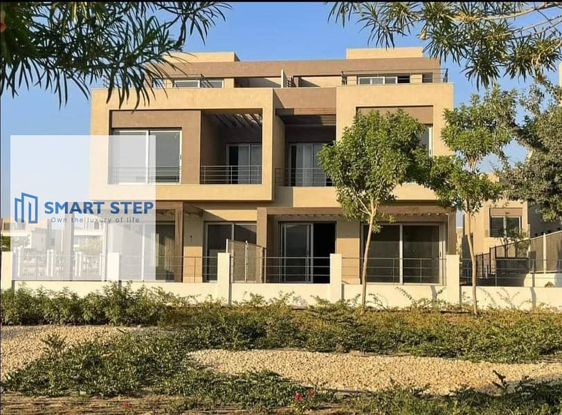 8 WhatsApp Image 2024-10-12 at 05.02. 57_13eb2062. jpg