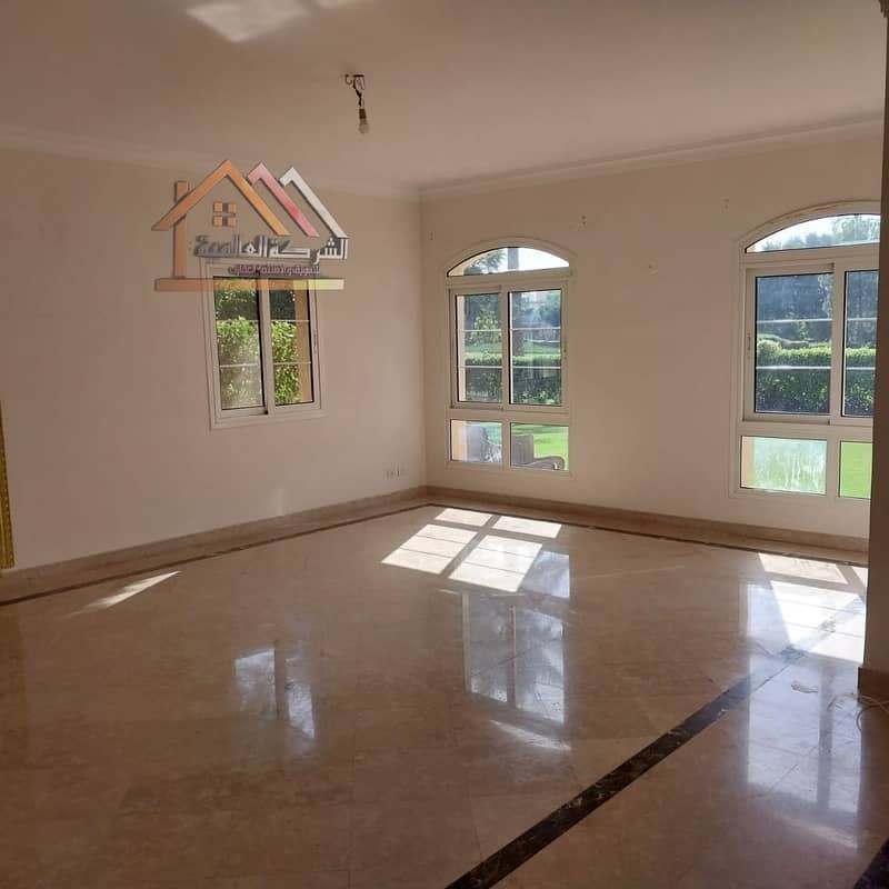 2 0b04119a-4535-4657-9b28-fcd03785d2d3. jpg