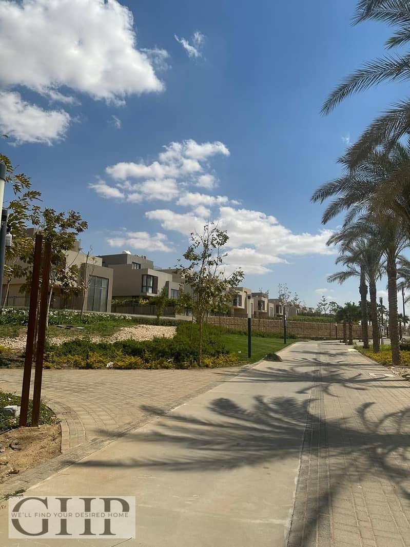 7 4a1d5f71-56e3-4c6e-9b35-3f8b3a090009. jpg