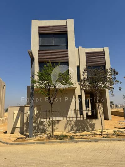 4 Bedroom Villa for Sale in 6th of October, Giza - WhatsApp Image 2026-01-26 at 2.39. 17 PM. jpeg