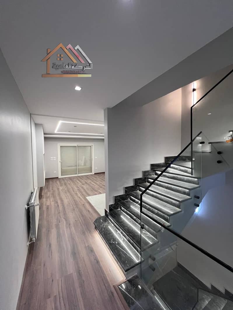 9 3d4d5c8d-cde6-4d51-b3d3-b8181b07c0d6. jpg