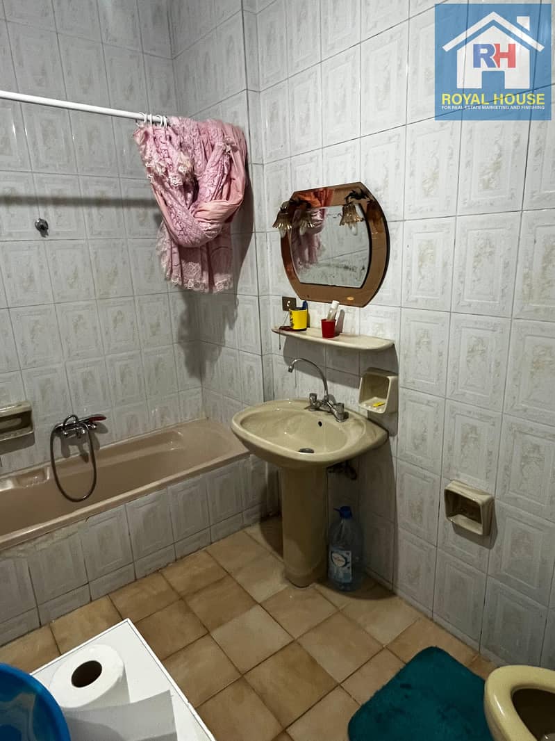 9 WhatsApp Image 2025-08-18 at 1.37. 22 PM (2). jpeg