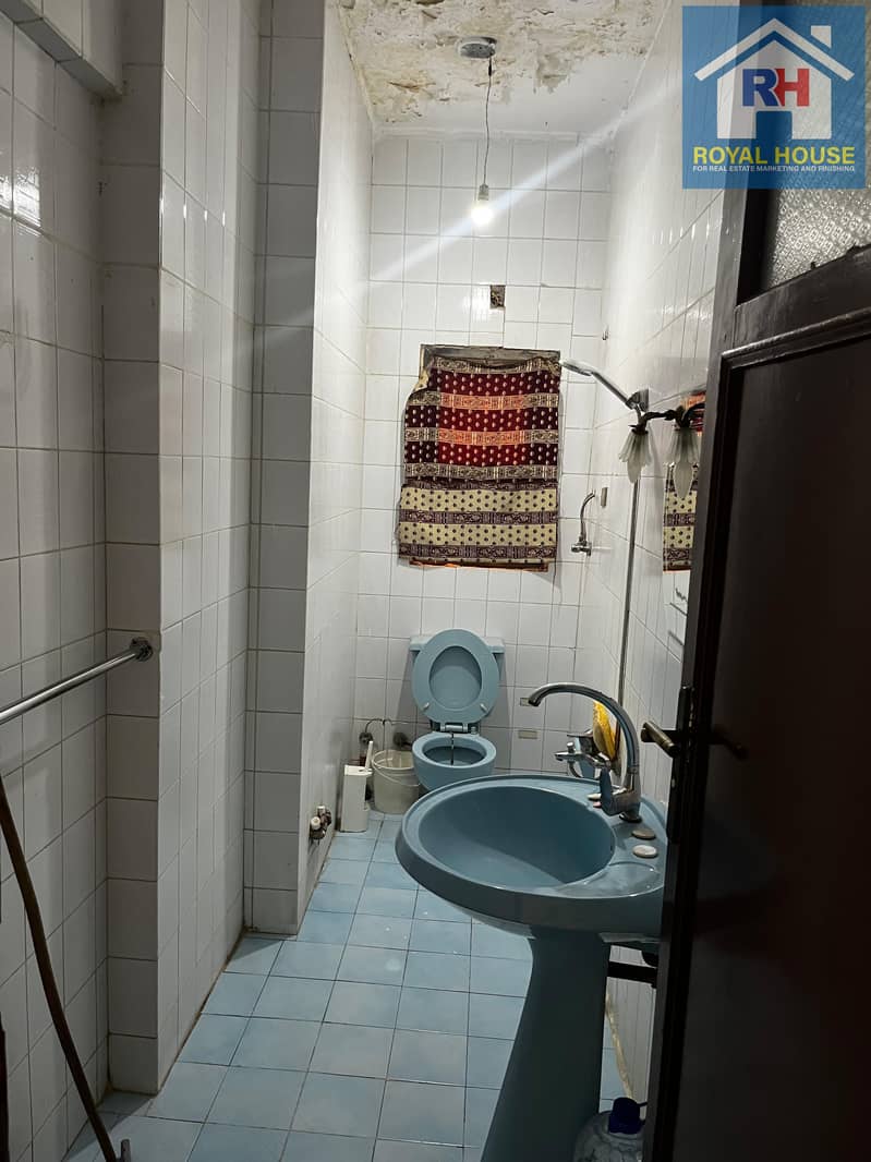 13 WhatsApp Image 2025-08-18 at 1.37. 23 PM (3). jpeg