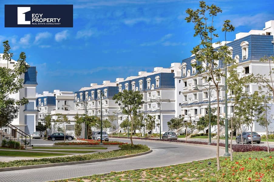 6 Life in Mountain View Hyde Park compound. jpg