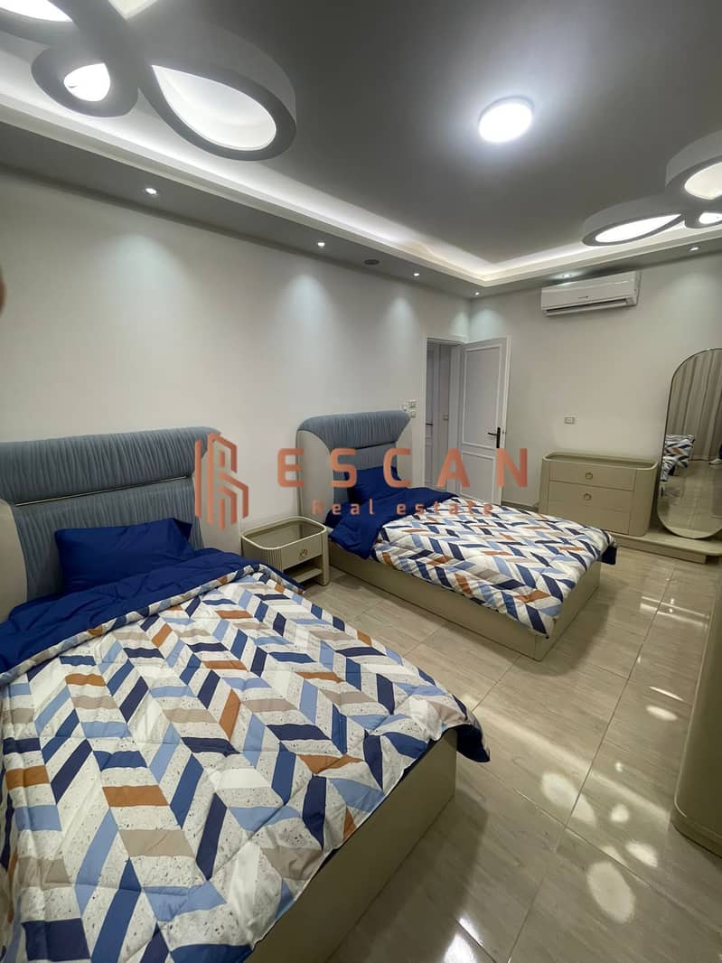 11 b42545fd-d7b9-49e7-becc-51064b4249d7. jpeg