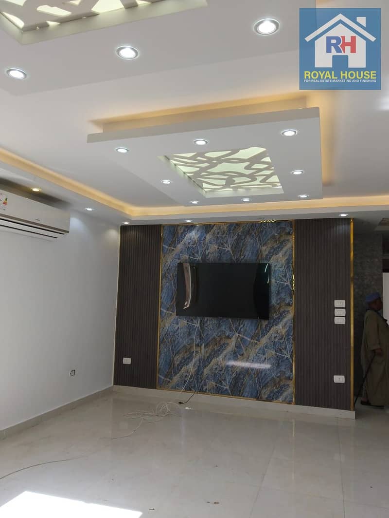 6 a257554b-6c2e-44c4-8844-b6e47f0c3d54. jpg