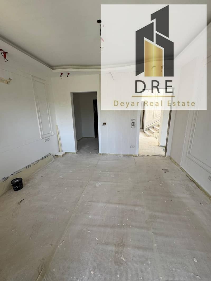 18 e267b131-ef7f-4afc-aec0-b397cb2da5b5. jpg