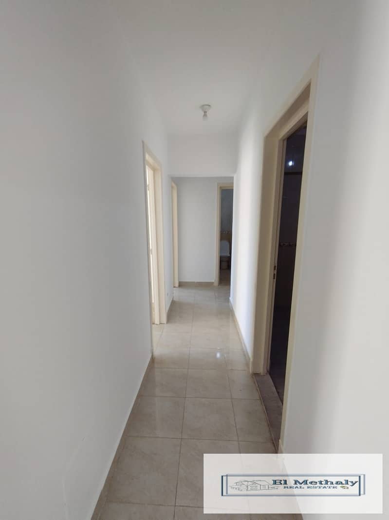 2 4b87ce79-feae-4edf-87a9-972bdf544abe. jpg