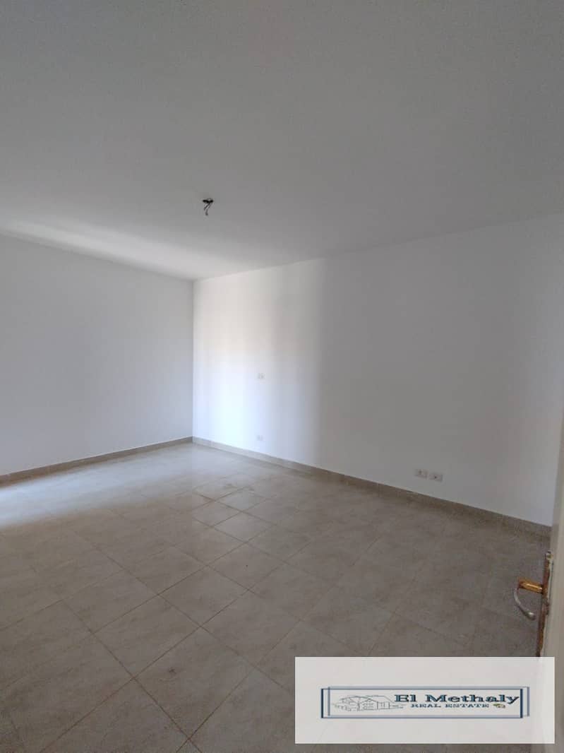 4 1b4adeb3-90c2-434a-9ac0-4f36fd3f5c46. jpg