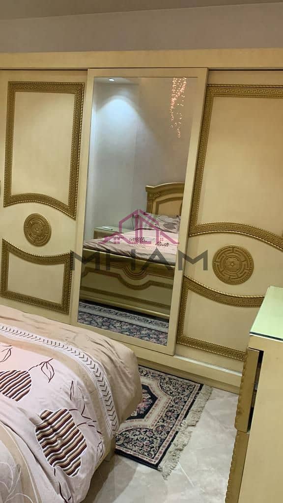 2 photo_6032912910704643117_y. jpg