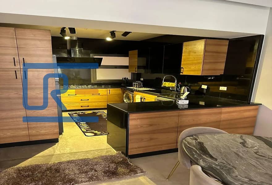 11 c15b98d7-acd8-4cf5-a08f-6c03d20e0794. jpg