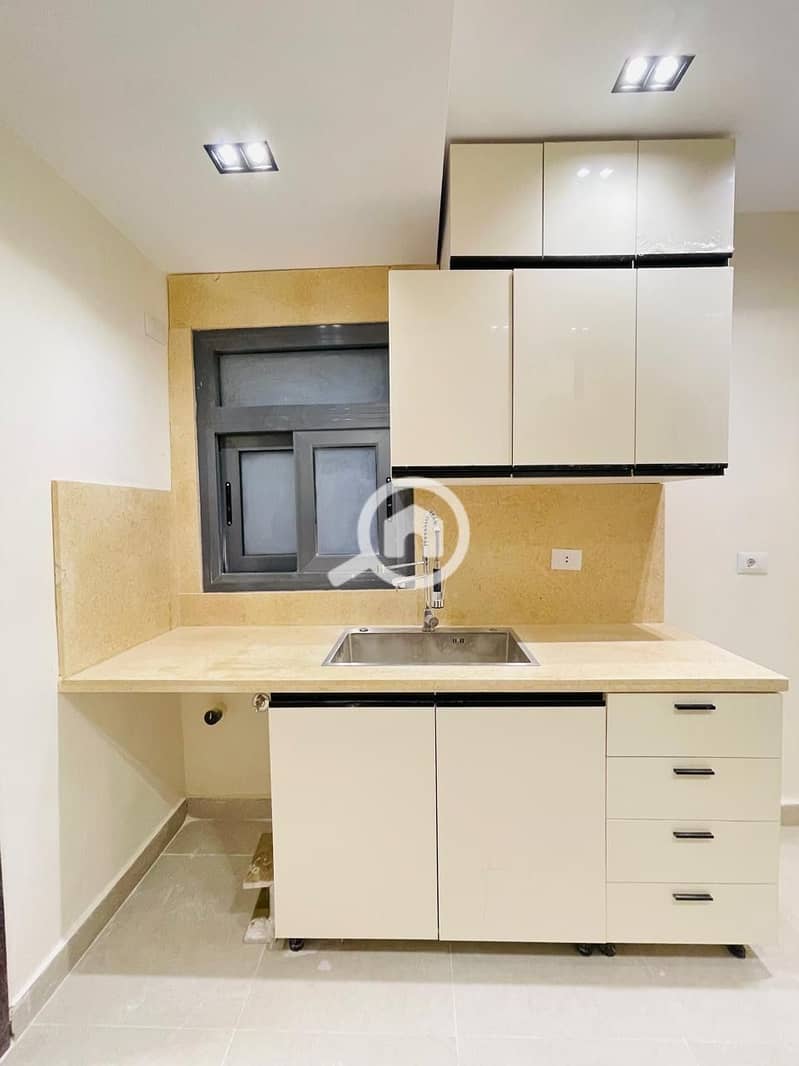 8 6a022780-f9b2-46cc-ab53-04d3e69bde2b. jpeg