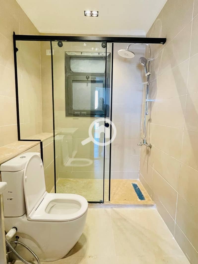 21 ee0fbf69-e093-435d-9a3b-8448ebda432b. jpeg