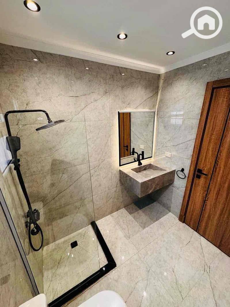 10 0b18fd6a-b846-44bf-a3b8-35fa02eef6ad. jpg