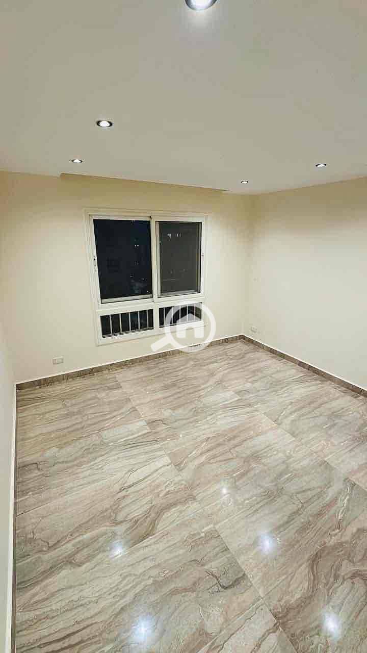 13 4d67f548-9964-45cc-a6fb-8f0b65f5e995. jpg