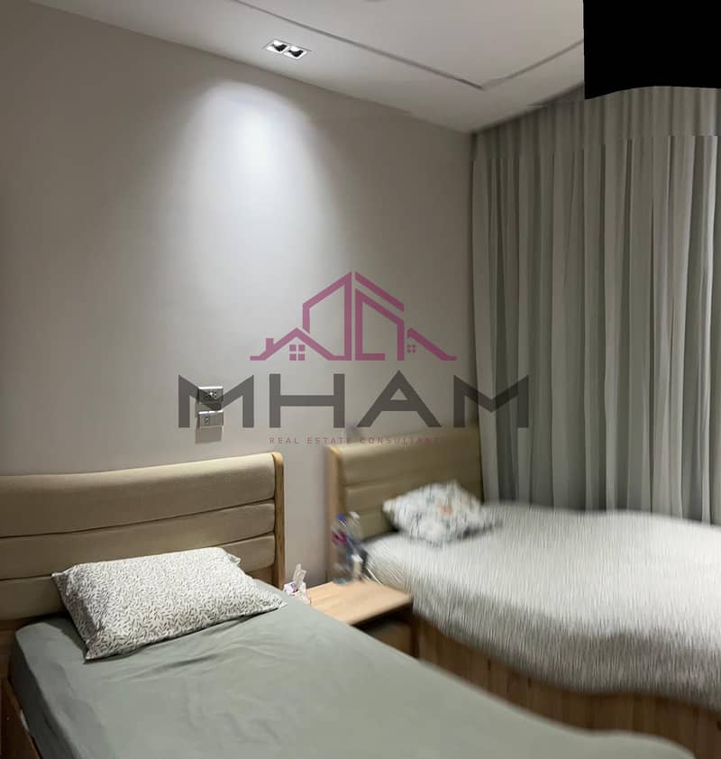 15 photo_6032912910704643106_y. jpg