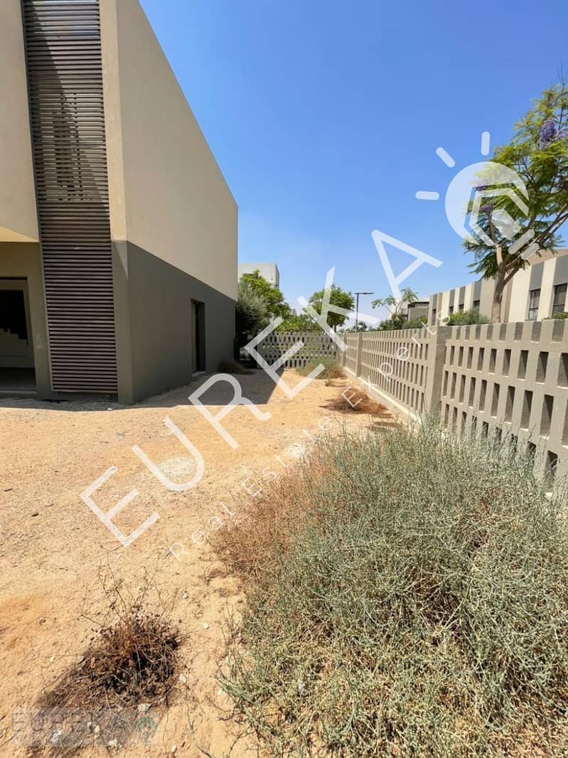 2 WhatsApp Image 2025-08-18 at 6.11. 38 PM (1). jpeg