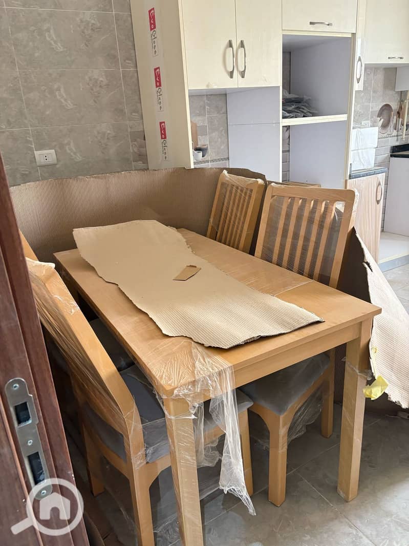 14 54d06d23-12dd-4ea8-97f5-b3dcf4923ad0. jpeg