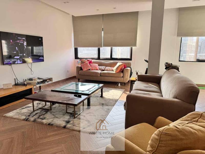 9 ff7c5c80-cfd2-4f00-a8ae-0df5129ff011. jpg