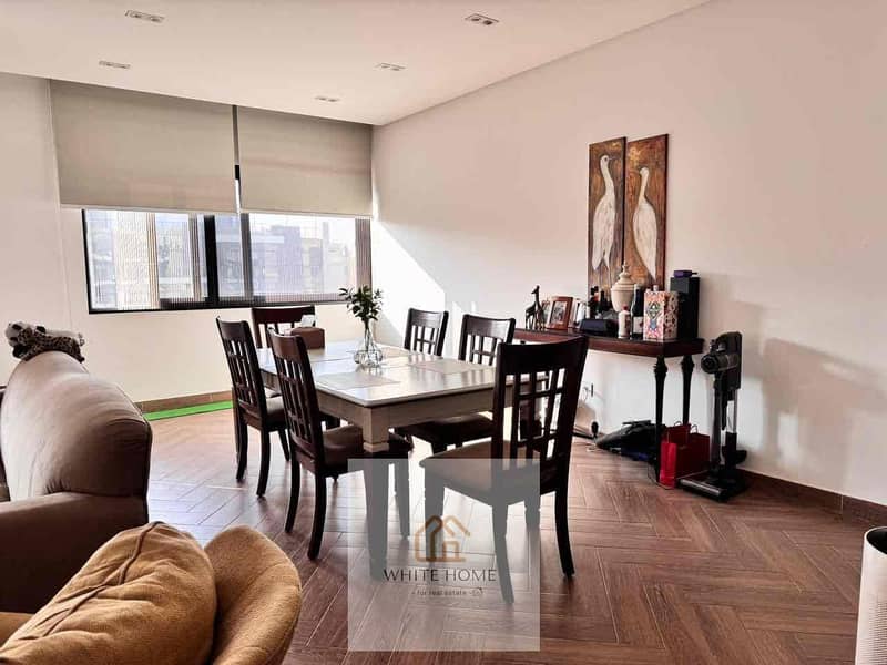 10 5afb4570-fb39-4cf6-99d1-1acf6b96fd3e. jpg