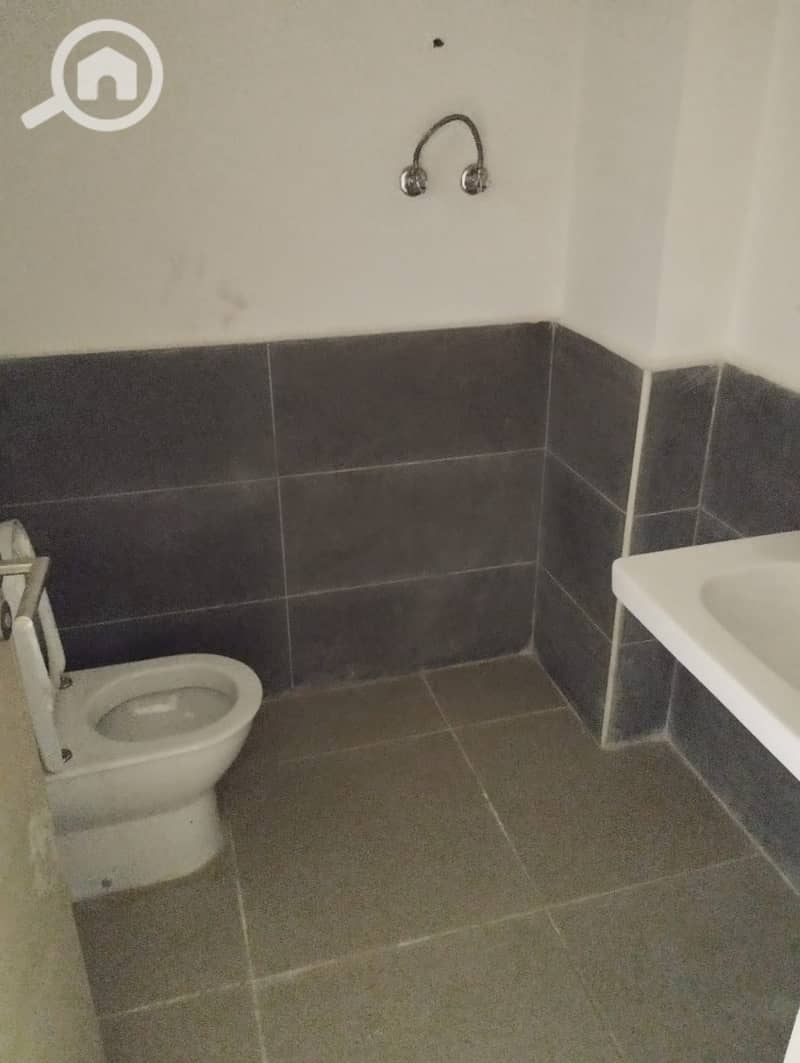 5 70a3840a-abe9-4442-9fca-59926a061aa4. jpeg