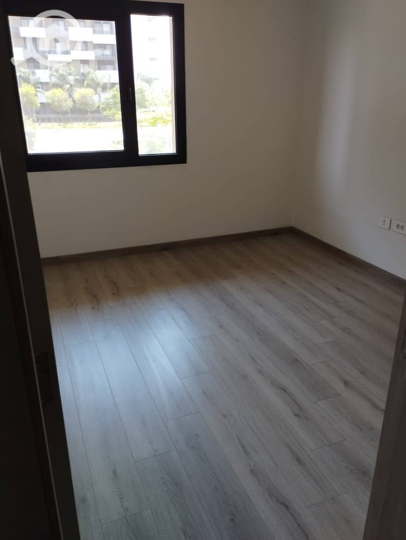 8 09014021-4ee5-4627-b482-a4a7a832a343. jpeg