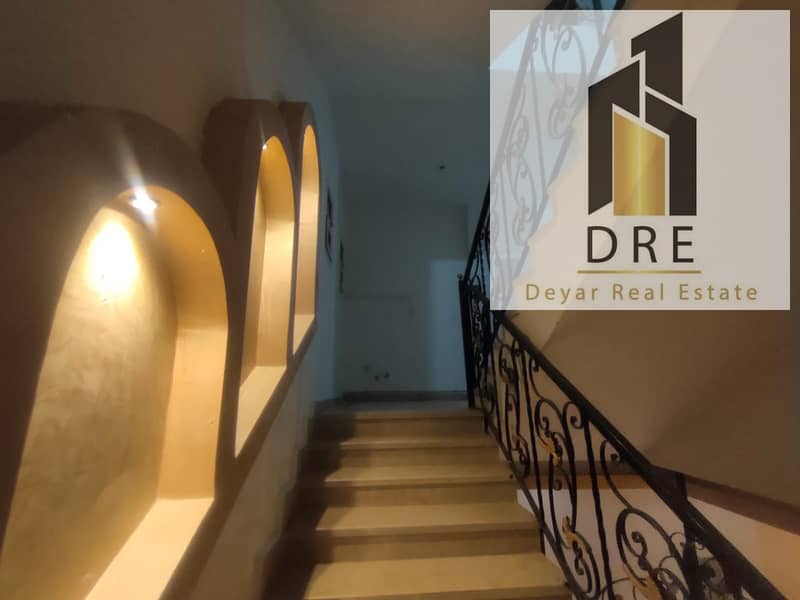 4 3f554557-a38e-47a0-9c86-ef2d9eefe99c. jpg