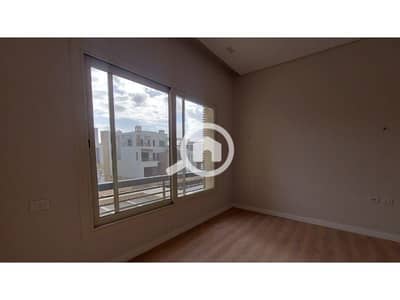 فیلا 3 غرف نوم للايجار في 6 أكتوبر، الجيزة - 9e4df64f-c382-4dfd-a88b-43c2f8db24ab. jpg