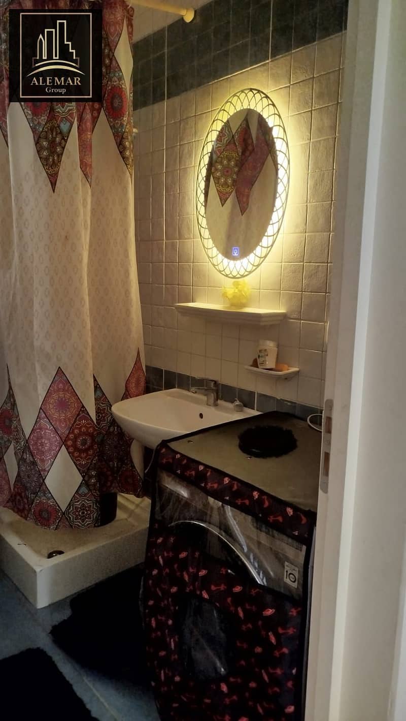 12 789443e3-7e26-4494-9b3a-67f838267f77. jpg