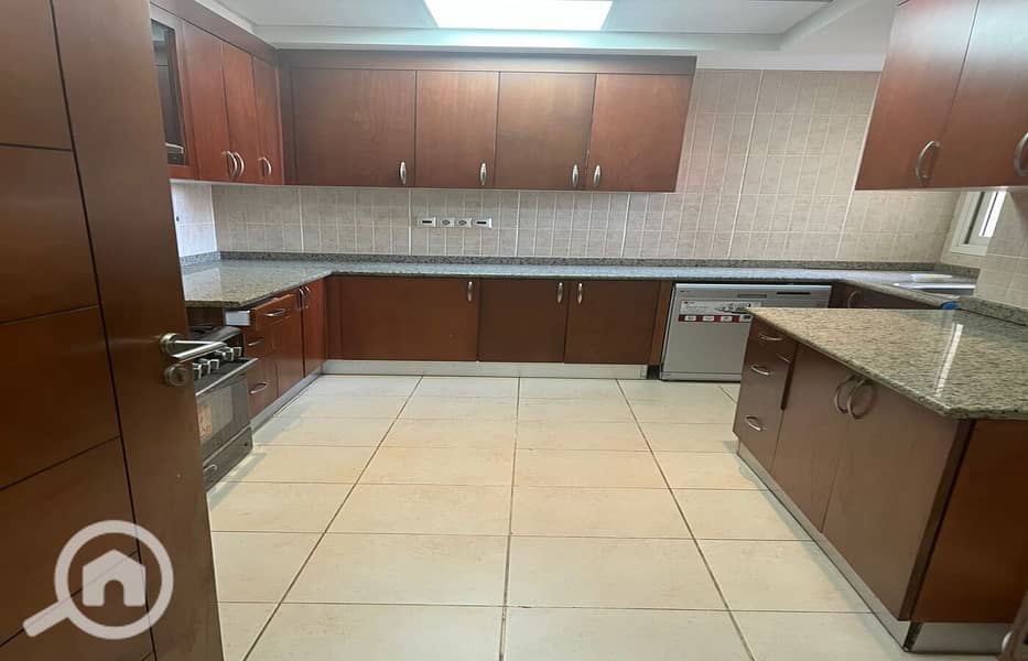 5 WhatsApp Image 2026-01-26 at 15.31. 19. jpeg