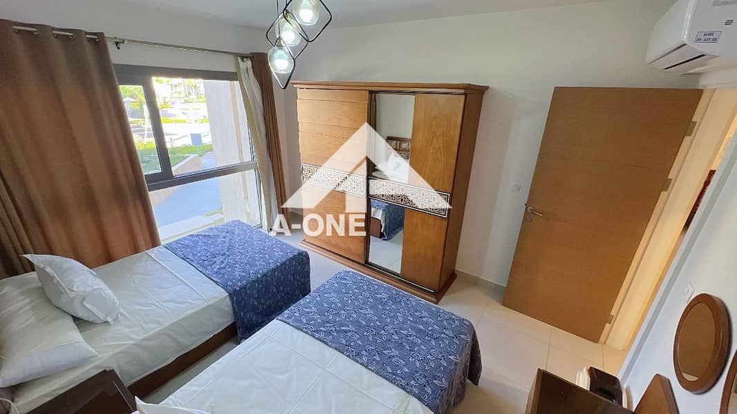 8 6c3b9792-25dc-4c83-b8a6-0b09ed15c605. jpg