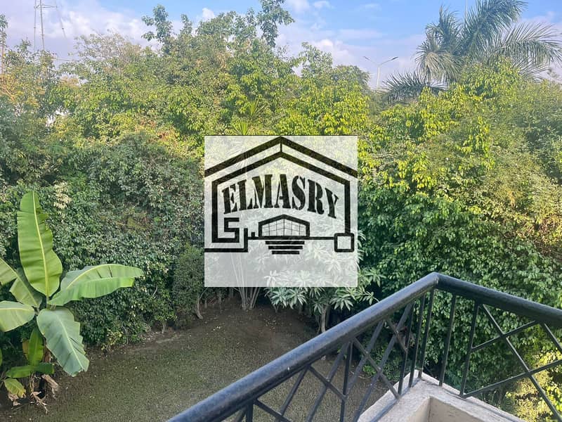 10 4252b6af-7a69-4bbc-aad7-743dad8b15f2. jpg