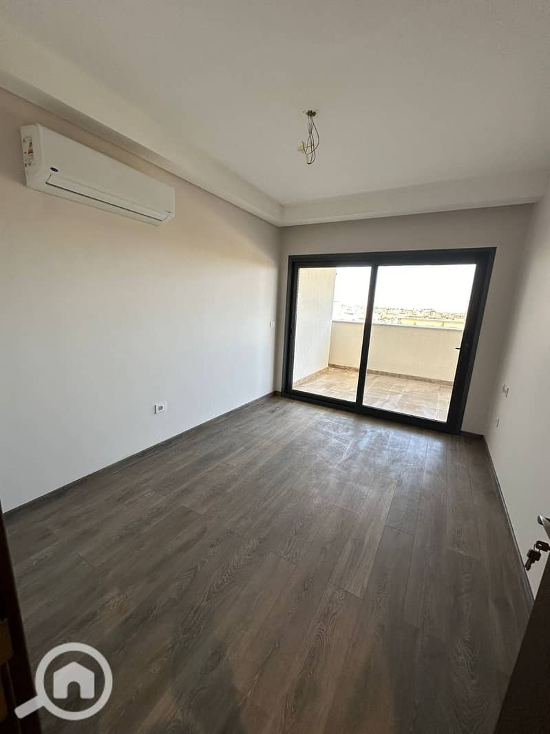 4 WhatsApp Image 2026-01-20 at 5.17. 43 PM. jpeg