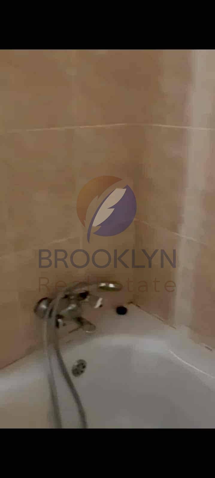 12 b386e45b-4fc3-4485-8afd-c08099cfab5e. jpg