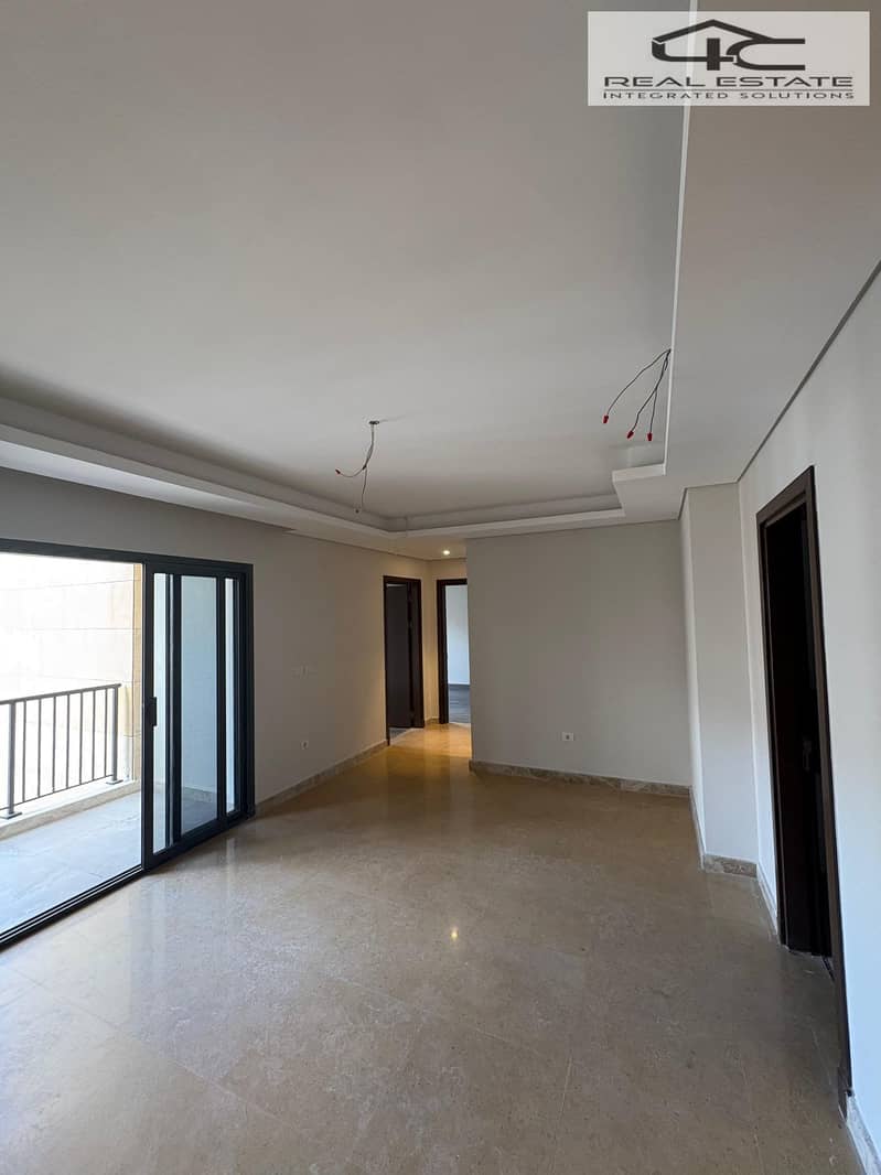 8 608953255_25596953723279121_1320231283373131797_n. jpg