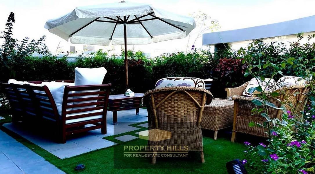 11 040355a8-fc7f-47f0-88f5-a4bbd086c2be. jpeg