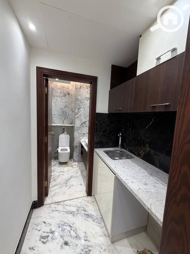 7 078f9a7a-92b6-4077-af98-cd8441d2861c. jpeg